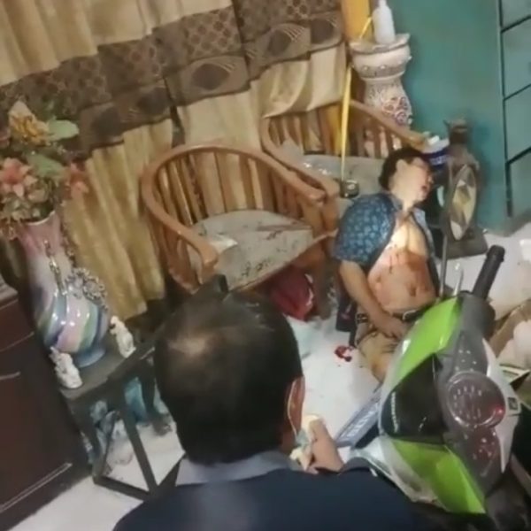 korban P Bangun ketika ditemukan tewas di rumahnya