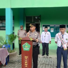 Polsek Medan Labuhan Gelar Kegiatan “Police Goes To School” Di Mts Negeri 4 Medan