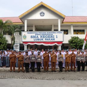 HUT Polwan ke 76,Polresta Deli Serdang Giat Police Go To School
