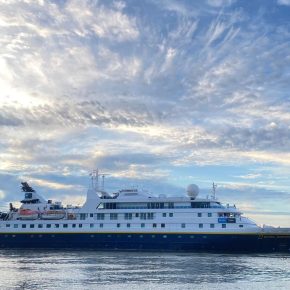 Kapal Pesiar National Geographic Orion Kembali Bersandar di Terminal Penumpang Bandar Deli