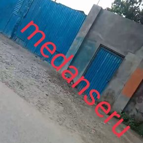 Diduga Gudang  Seng Biru Tanpa Plang Nimbun BBM Subsidi